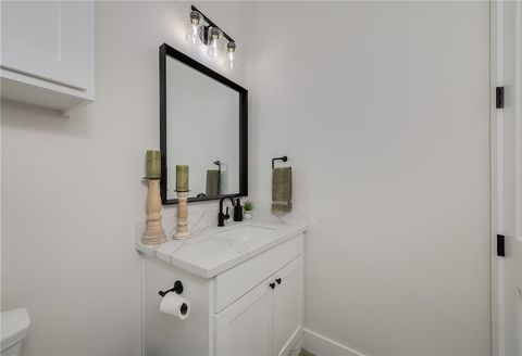 Tiny photo for 5401 Legend Oaks Court, College Station, TX 77845 (MLS # 26003917)