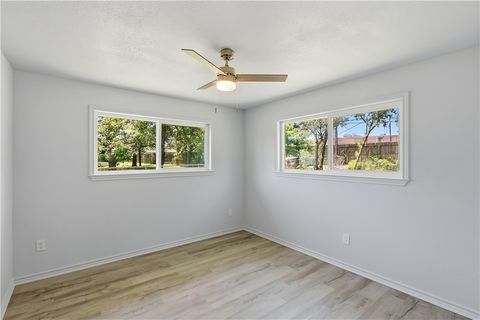 Tiny photo for 1916 Vinewood Drive, Bryan, TX 77802 (MLS # 26005911)