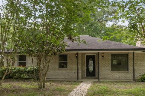 Tiny photo for 26 Holly Lane Ln, Huntsville, TX 77340 (MLS # 26004774)