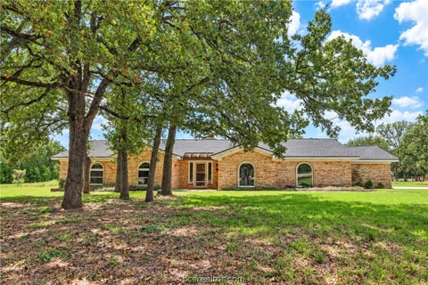 Photo of 4728 Enchanted Oaks Drive, College Station, TX 77845 (MLS # 26011294)