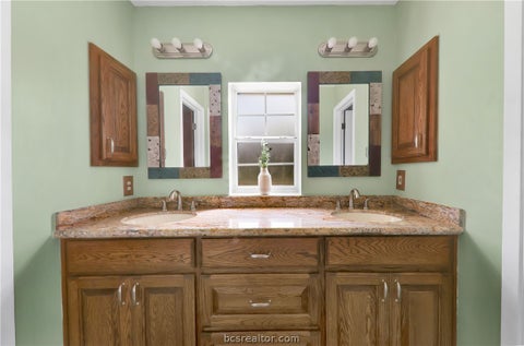 Tiny photo for 4728 Enchanted Oaks Drive, College Station, TX 77845 (MLS # 26011294)