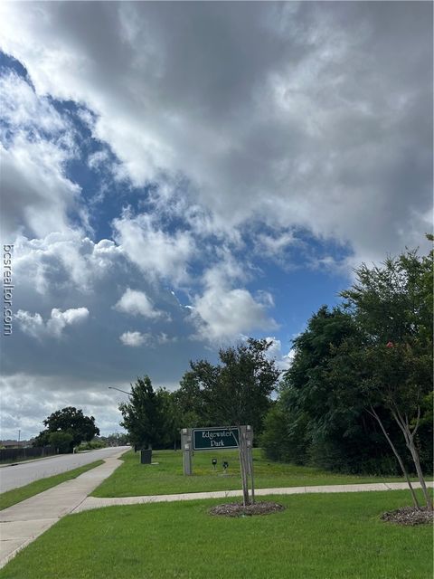 Tiny photo for 2000 Shimla Drive, Bryan, TX 77807 (MLS # 26008723)
