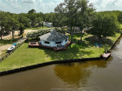 Photo of 20559 Red Bud Court, Thornton, TX 76687 (MLS # 26001906)