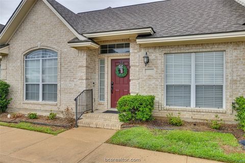 Photo of 115 Fraternity Row, College Station, TX 77845 (MLS # 26004204)