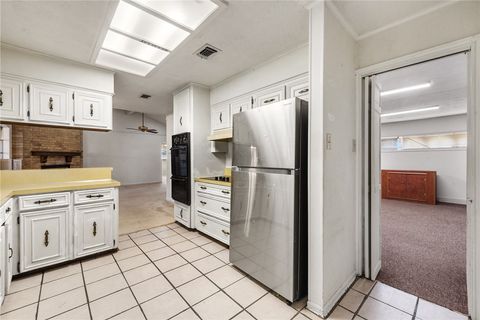 Tiny photo for 2901 Oakside Drive, Bryan, TX 77802 (MLS # 25013000)