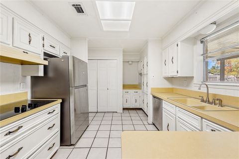 Tiny photo for 2901 Oakside Drive, Bryan, TX 77802 (MLS # 25013000)