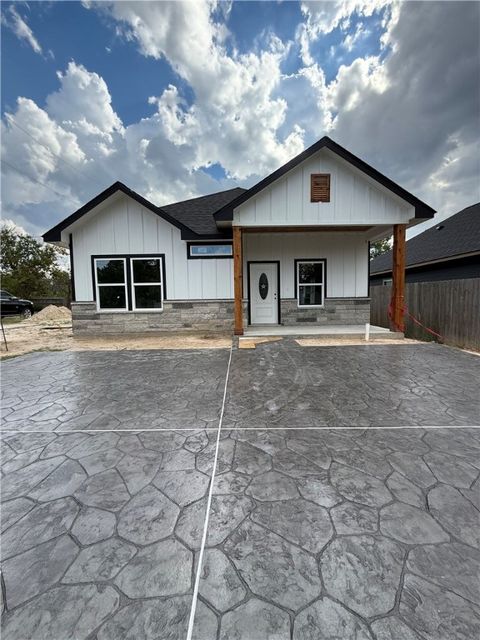 Tiny photo for 601 Ash Street, Bryan, TX 77803 (MLS # 25010783)