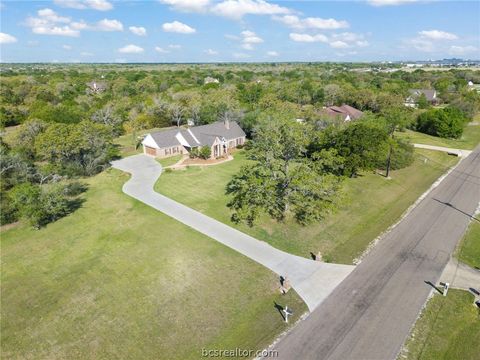 Tiny photo for 13652 Suzanne Place, College Station, TX 77845 (MLS # 26003671)