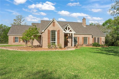 13652 Suzanne Place College Station TX 77845