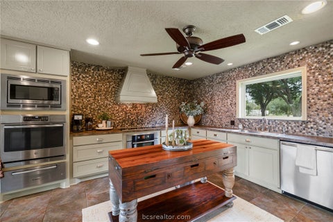 Tiny photo for 1427 Old Mill Lane, Madisonville, TX 77864 (MLS # 26012855)