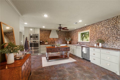 Tiny photo for 1427 Old Mill Lane, Madisonville, TX 77864 (MLS # 26012855)