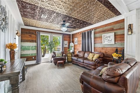 Tiny photo for 805 Academy St E, Brenham, TX 77833 (MLS # 26004052)