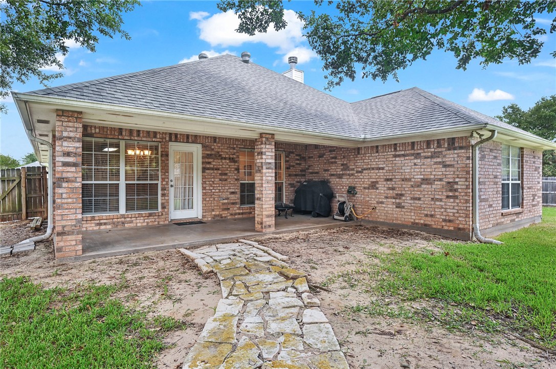 College Station, Texas 77845, United States, 3 Bedrooms Bedrooms, ,2 BathroomsBathrooms,Residential,Pending,44620
