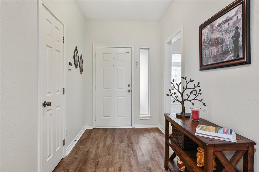 College Station, Texas 77845, United States, 3 Bedrooms Bedrooms, ,2 BathroomsBathrooms,Residential,Pending,44620