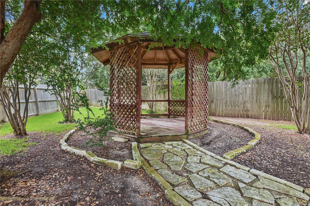 College Station, Texas 77845, United States, 3 Bedrooms Bedrooms, ,2 BathroomsBathrooms,Residential,Pending,44620