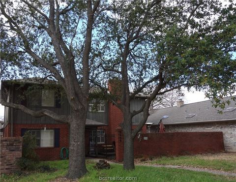 Tiny photo for 2905 Broadmoor Drive, Bryan, TX 77802 (MLS # 26002307)