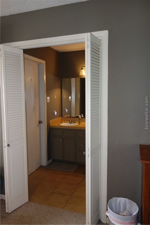 Tiny photo for 2905 Broadmoor Drive, Bryan, TX 77802 (MLS # 26002307)