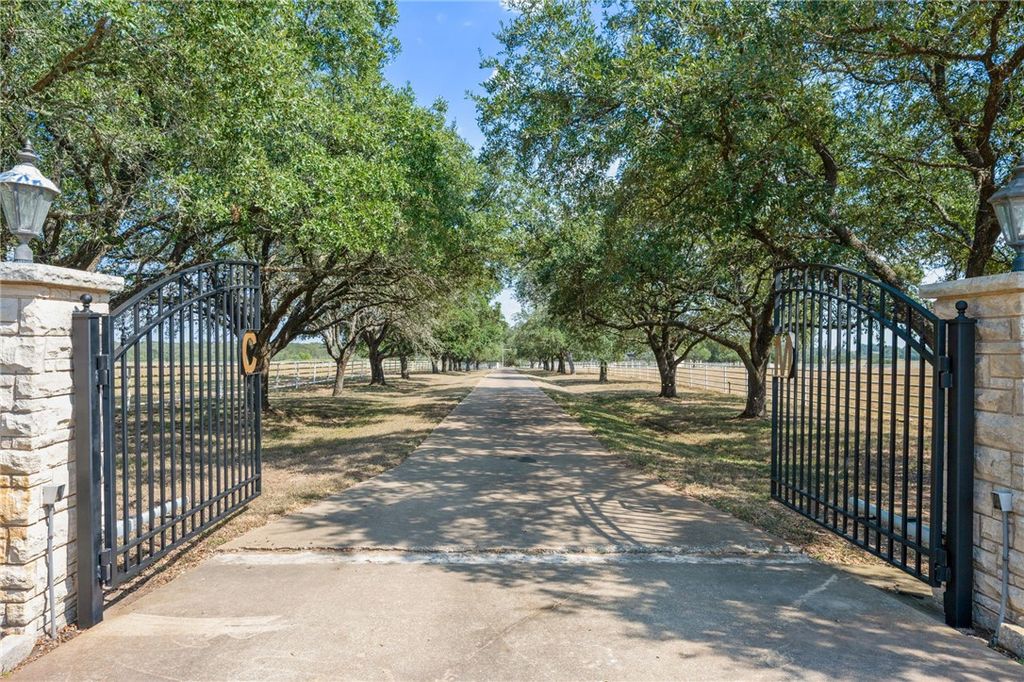 Photo of 4504 E OSR, Bryan, TX 77808 (MLS # 25010643)