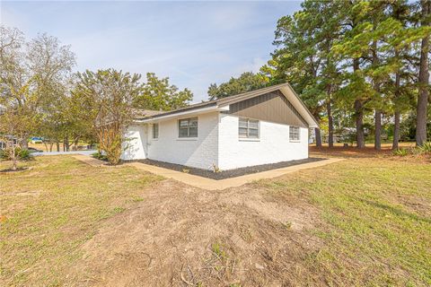 Tiny photo for 707 Norwood Lane, Hearne, TX 77859 (MLS # 25011139)