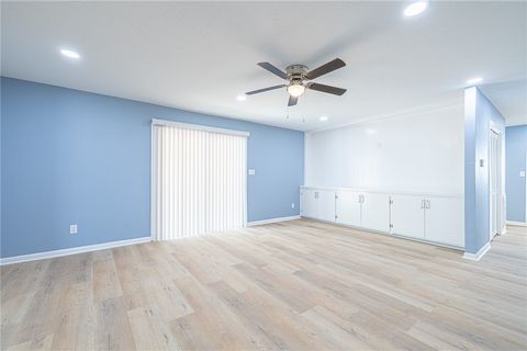 Tiny photo for 707 Norwood Lane, Hearne, TX 77859 (MLS # 25011139)