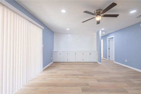 Tiny photo for 707 Norwood Lane, Hearne, TX 77859 (MLS # 25011139)