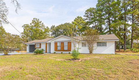 Tiny photo for 707 Norwood Lane, Hearne, TX 77859 (MLS # 25011139)