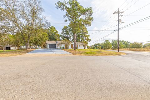 Tiny photo for 707 Norwood Lane, Hearne, TX 77859 (MLS # 25011139)