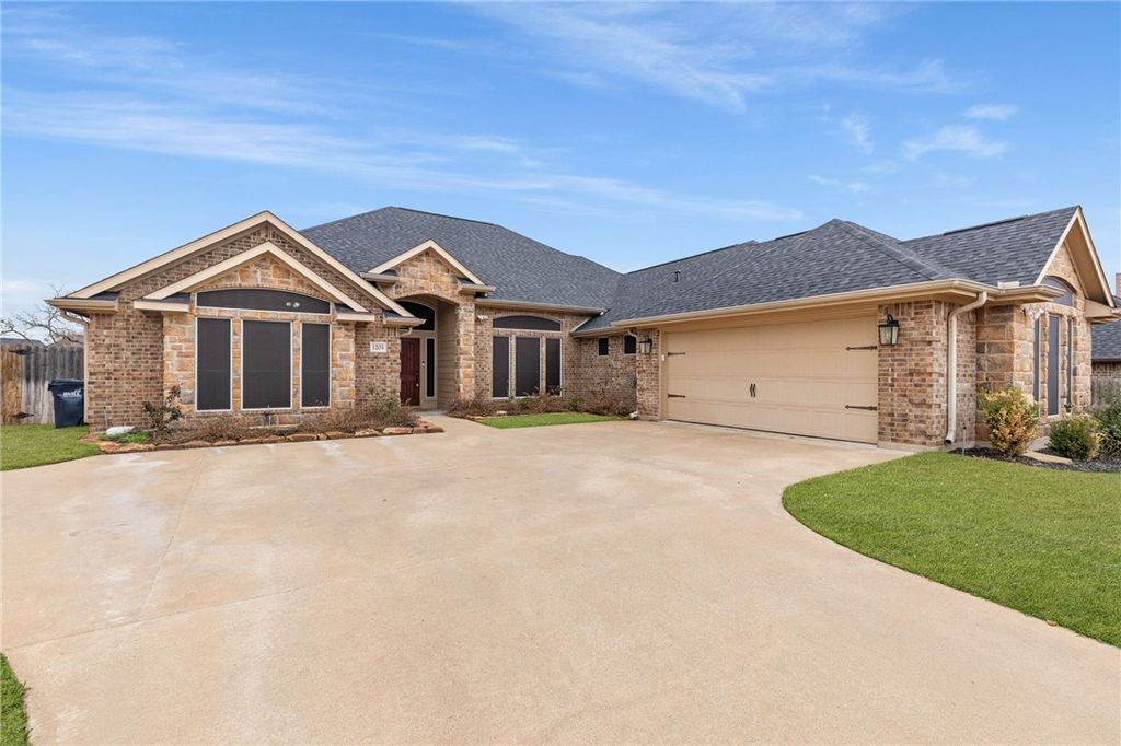 Photo of 1203 Beacon Court, College Station, TX 77845 (MLS # 26002167)
