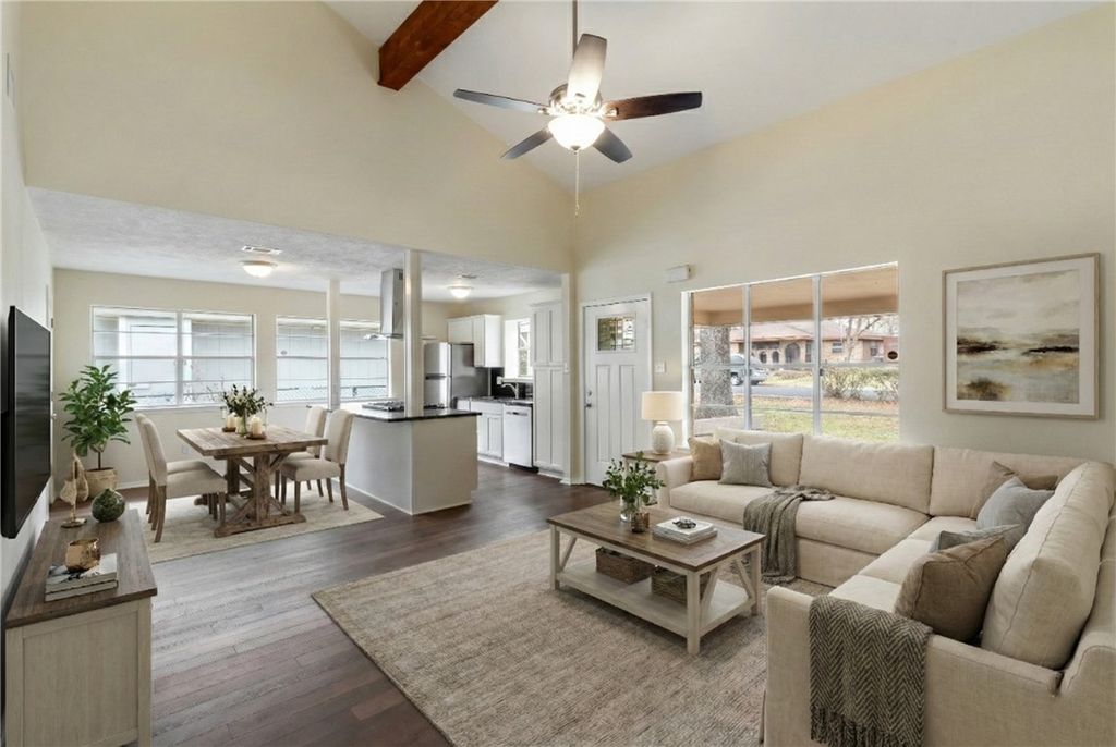 Photo of 2411 Hardwood Drive, Bryan, TX 77803 (MLS # 26001872)