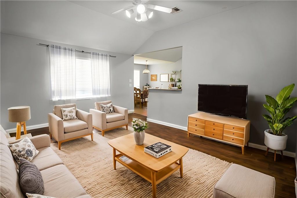 Photo of 904 Crested Point Drive, College Station, TX 77845 (MLS # 25012483)