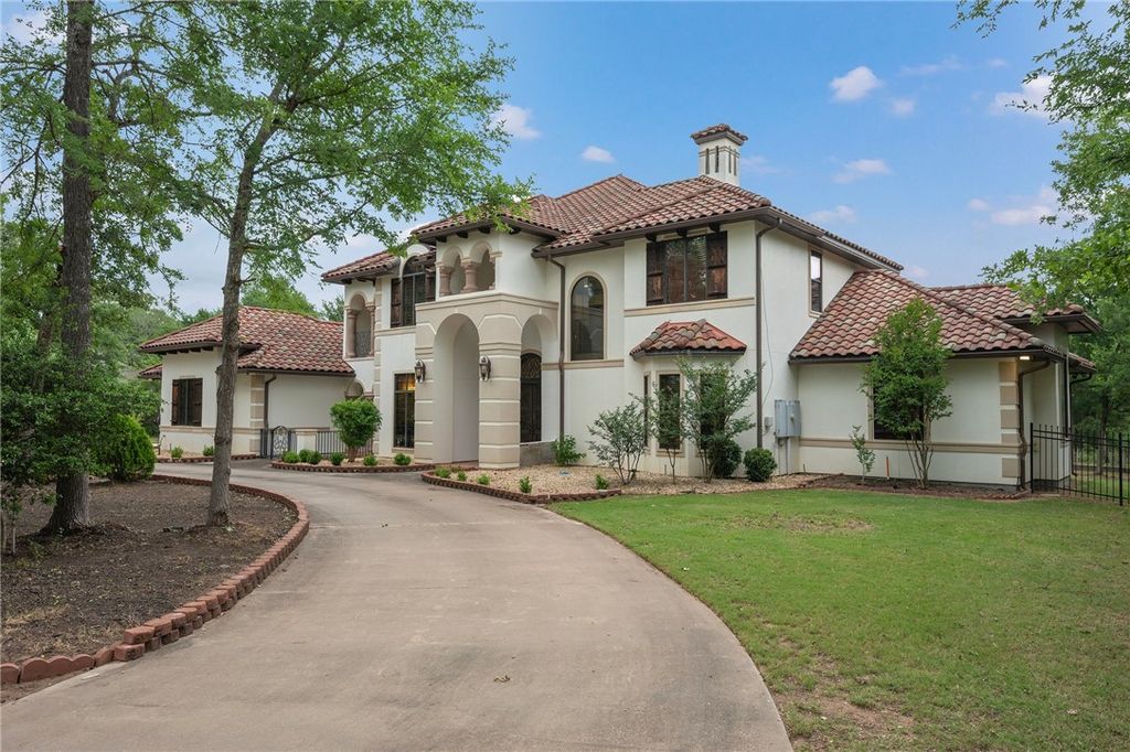 Photo of 17153 Pawnee Crossing, College Station, TX 77845 (MLS # 26001138)