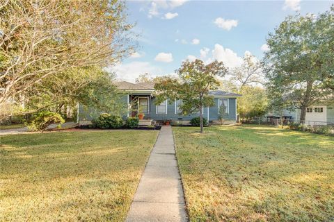 Photo of 1211 Marsteller Avenue, College Station, TX 77840 (MLS # 25012856)