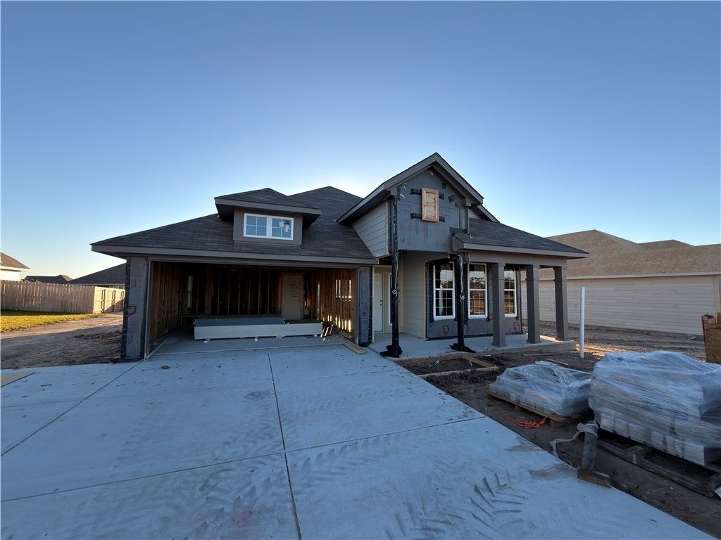 Photo of 2203 Autumn Lake Drive, Bryan, TX 77807 (MLS # 25011432)