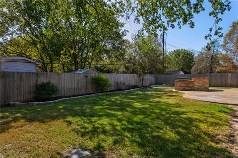 Tiny photo for 2604 Spicewood Court, College Station, TX 77845 (MLS # 25011160)