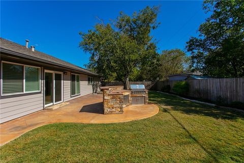 Tiny photo for 2604 Spicewood Court, College Station, TX 77845 (MLS # 25011160)
