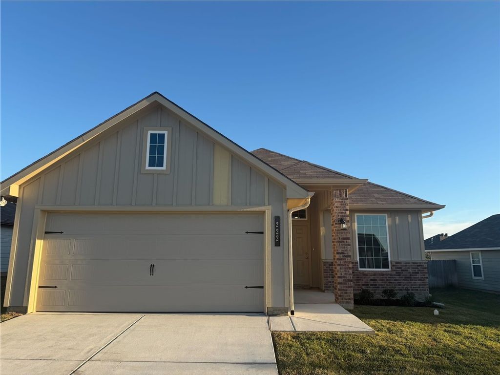 Photo of 222 Cross Lane, Caldwell, TX 77836 (MLS # 25012427)