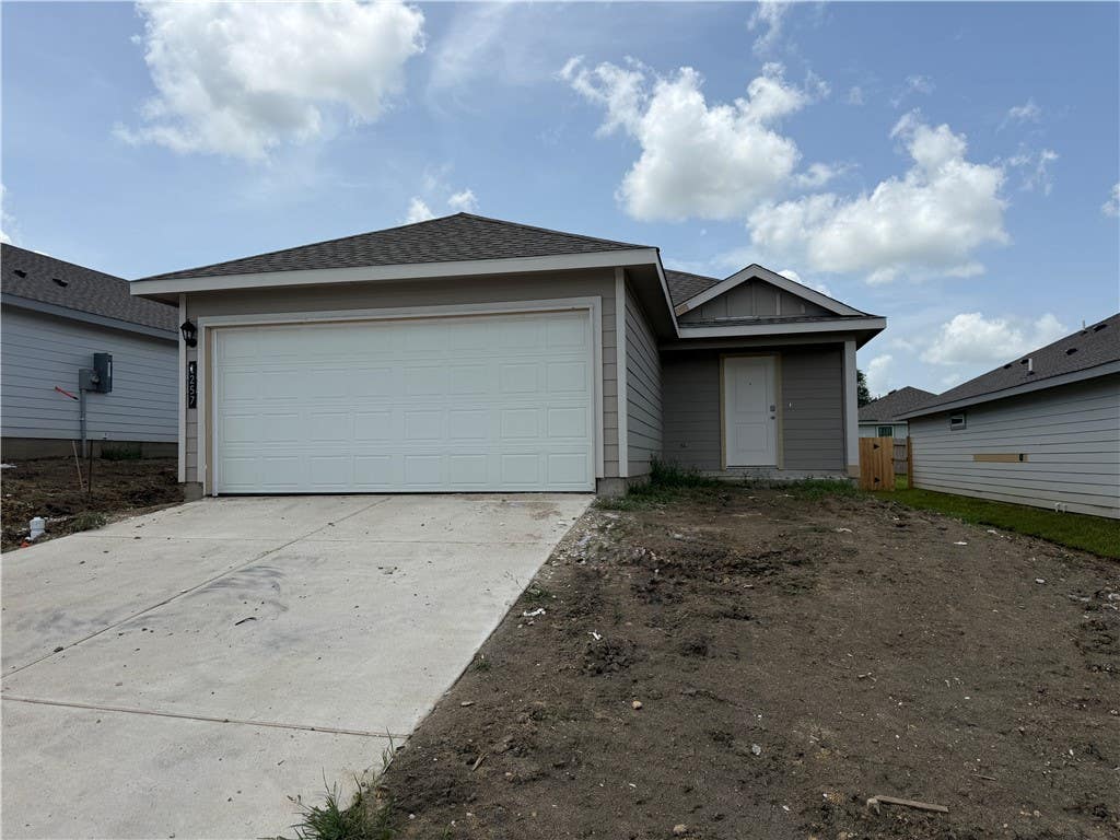 Photo of 1257 Hickory Grove Street, Brenham, TX 77833 (MLS # 26007104)