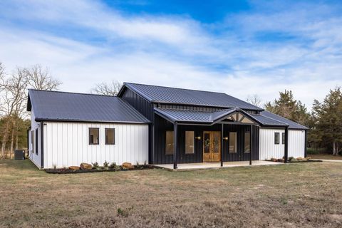 Photo of 1971 Sawmill Road, Calvert, TX 77837 (MLS # 26000667)