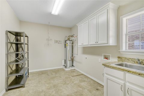 Tiny photo for 4150 Wagonwheel Road, Bryan, TX 77808 (MLS # 26000734)