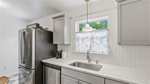 Tiny photo for 907 North Avenue, Bryan, TX 77802 (MLS # 26009861)