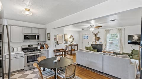 Tiny photo for 907 North Avenue, Bryan, TX 77802 (MLS # 26009861)