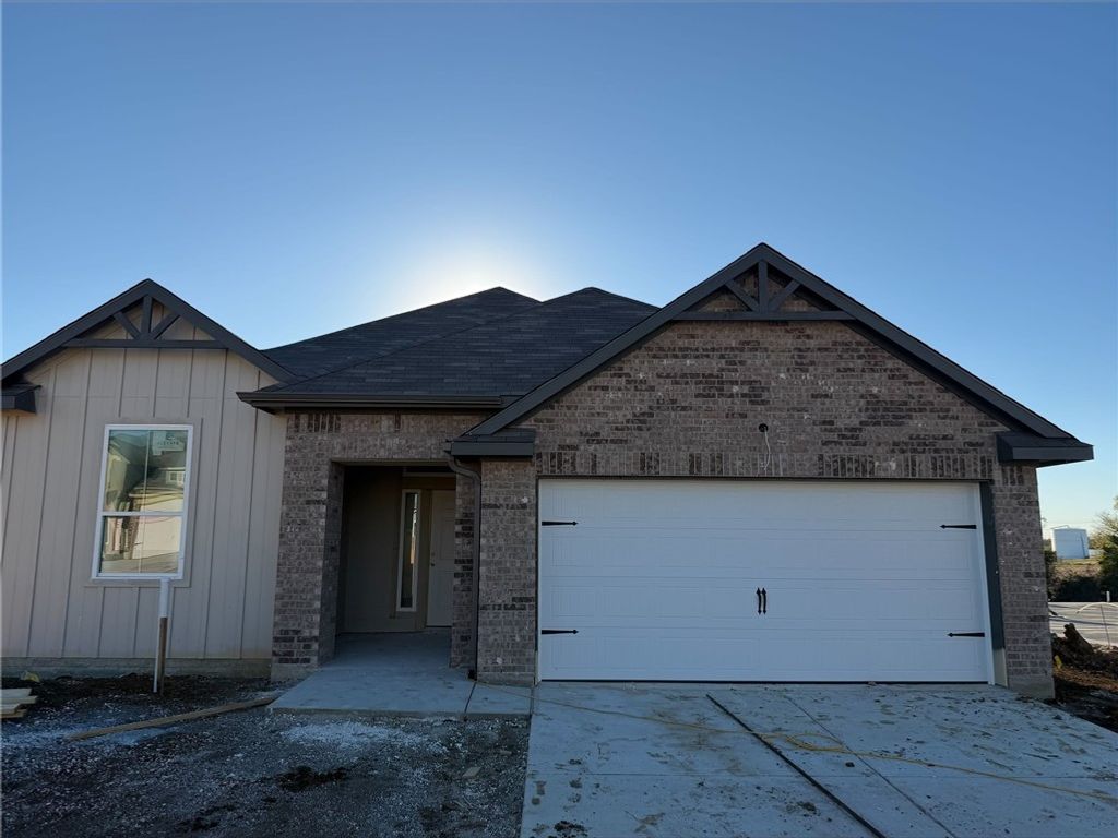 Photo of 112 Hejl Drive, Caldwell, TX 77836 (MLS # 25012439)
