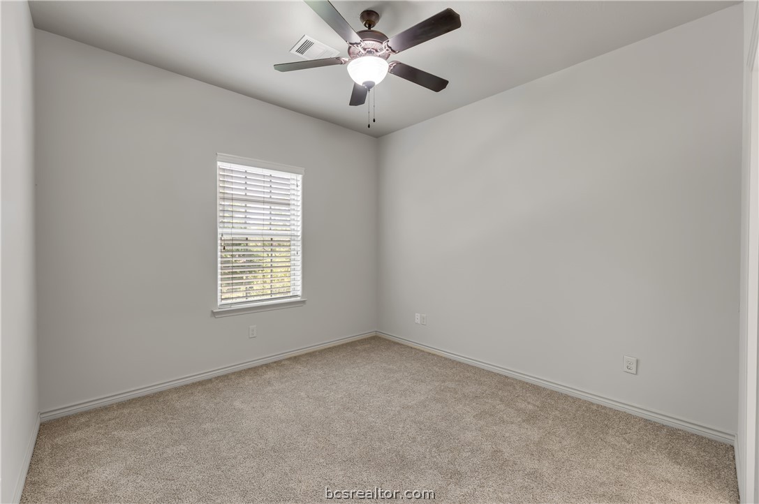 College Station, Texas 77845, United States, 4 Bedrooms Bedrooms, ,4 BathroomsBathrooms,Residential,Pending,52406