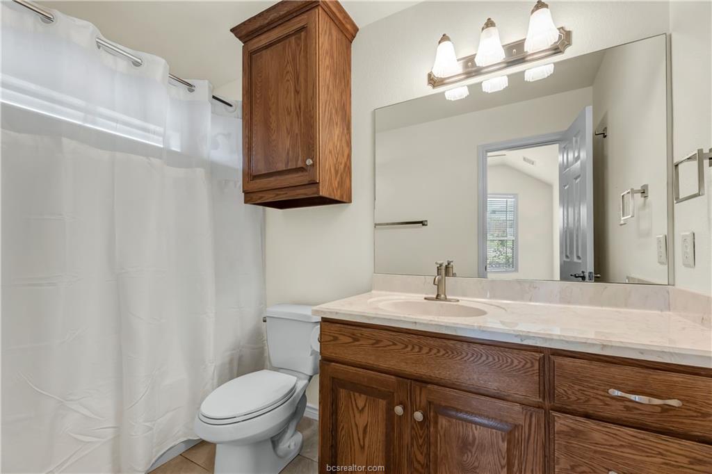 College Station, Texas 77845, United States, 4 Bedrooms Bedrooms, ,3 BathroomsBathrooms,Residential,Active,109579