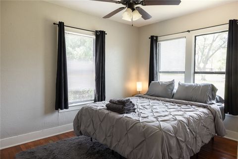 Tiny photo for 1902 Miller Avenue, Bryan, TX 77801 (MLS # 25013257)