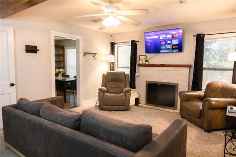 Tiny photo for 1902 Miller Avenue, Bryan, TX 77801 (MLS # 25013257)