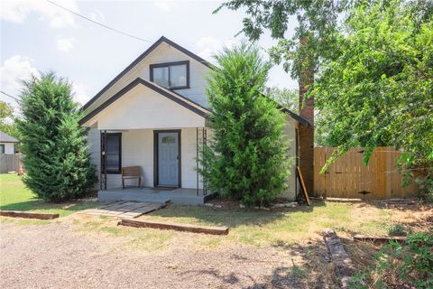 Tiny photo for 1902 Miller Avenue, Bryan, TX 77801 (MLS # 25013257)