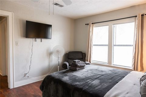 Tiny photo for 1902 Miller Avenue, Bryan, TX 77801 (MLS # 25013257)