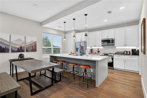 Tiny photo for 297 Estates Circle, College Station, TX 77840 (MLS # 26005332)