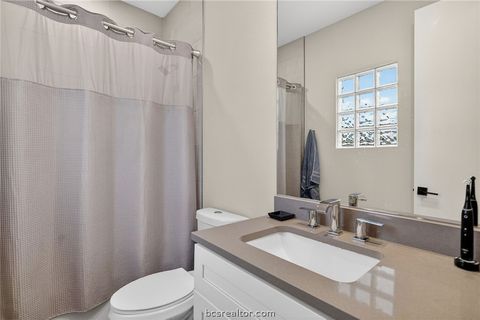 Tiny photo for 297 Estates Circle, College Station, TX 77840 (MLS # 26005332)
